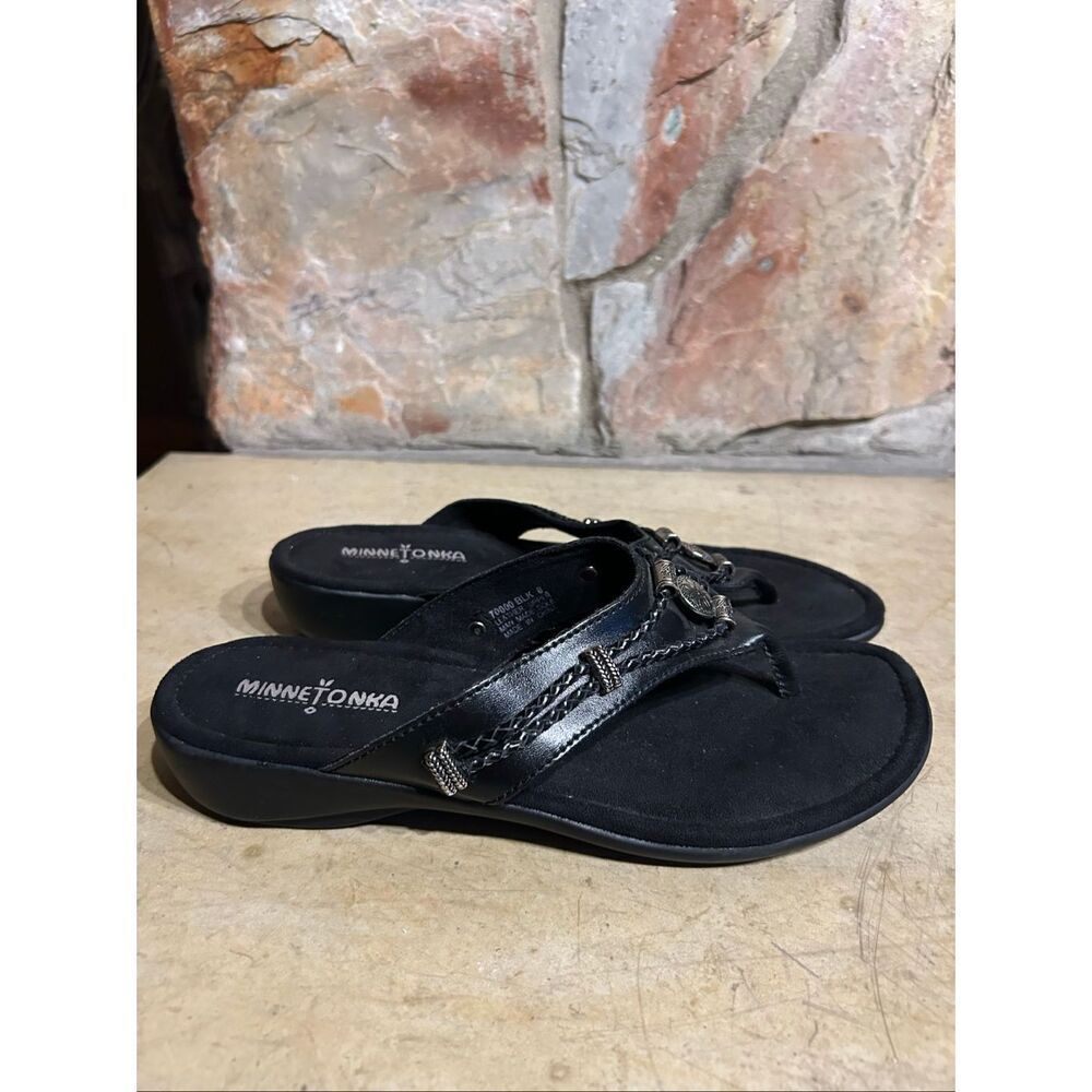 Minnetonka Women's Silverthorne 360 Black Leather Sandals Size 8 - Picture 5 of 9